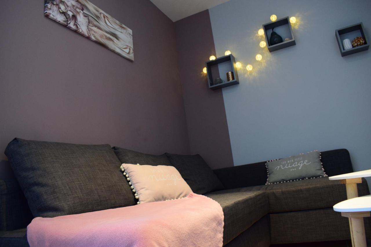 La Sarlamandre, Chambres Et Table D'Hotes Marcillac-Saint-Quentin 外观 照片